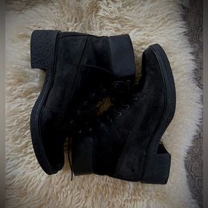 Black Timberland Boots- size 8